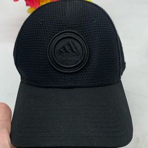 adidas black on black embroidered baseball hat adjustable HT5394F
